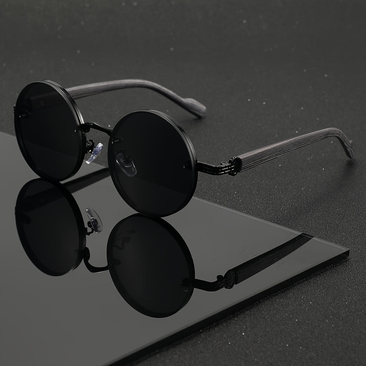 Children’s Retro Round Sunglasses – UV400 Punk Style with Wood Grain Frame, European & American Design