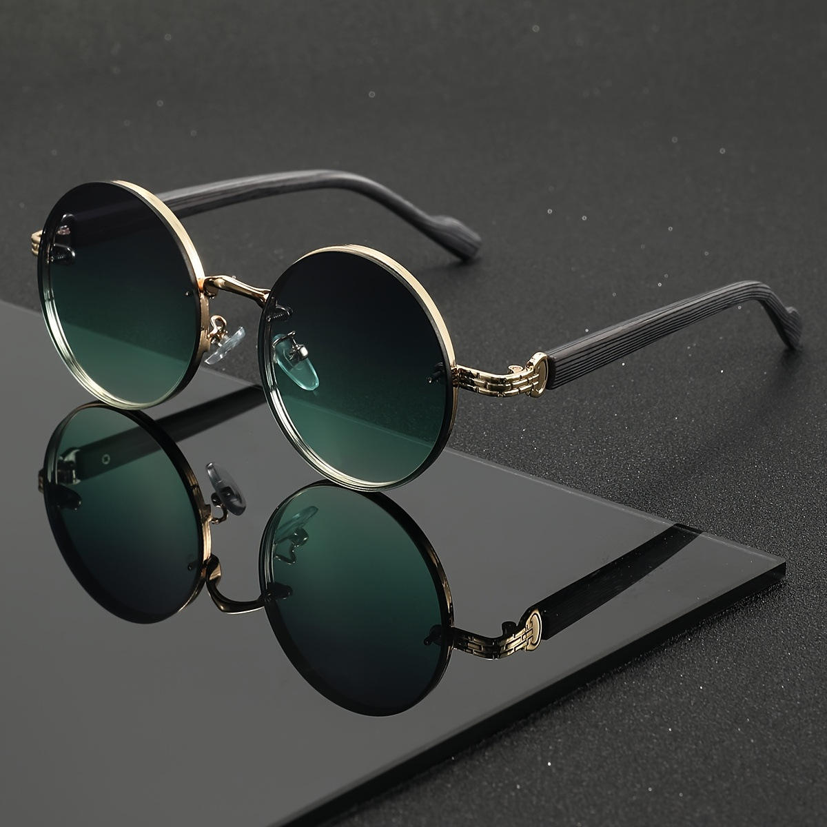 Children’s Retro Round Sunglasses – UV400 Punk Style with Wood Grain Frame, European & American Design