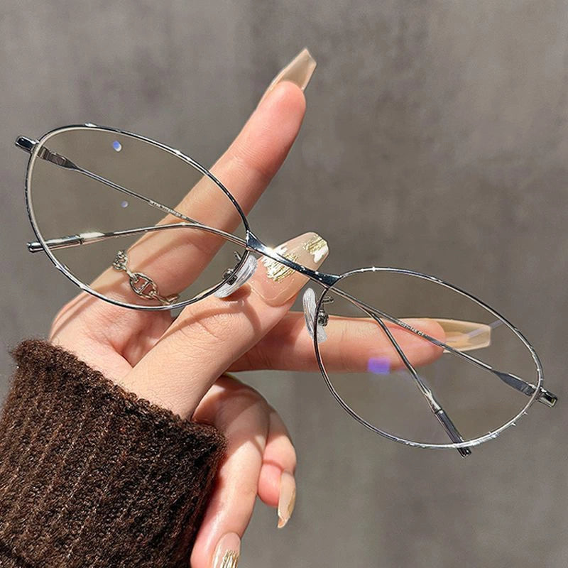 Thin frame metal cat eye sunglasses 2025 new UV resistant sunglasses with ultra light frame