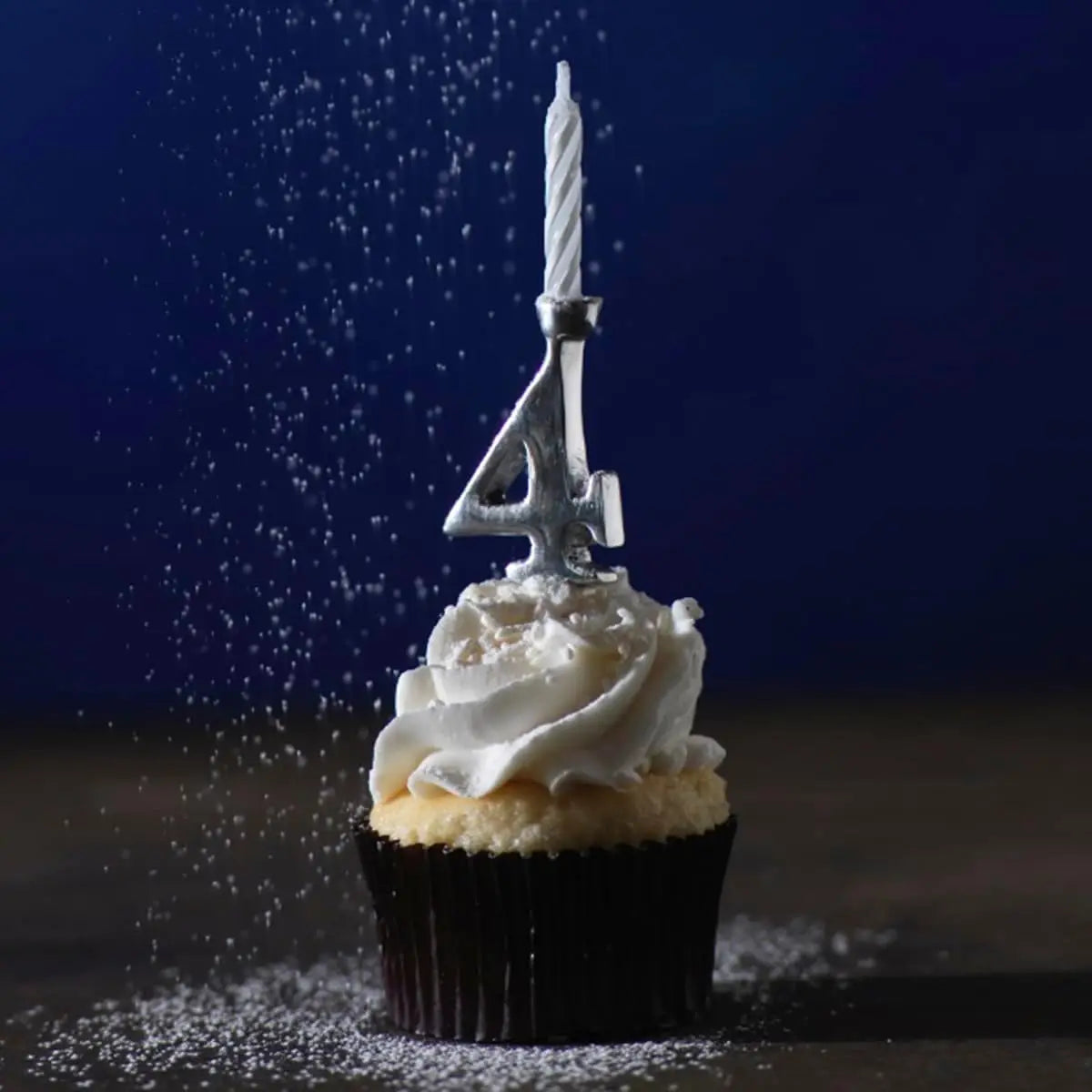 Reusable Metal Number Candle Holders for Birthday Party Cake