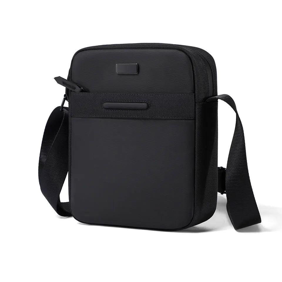 Waterproof 2.5L Men's Sling Bag