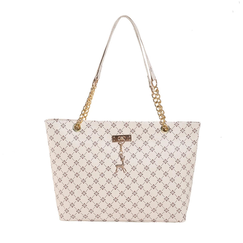 Large Capacity New Women's Bag Fashionable Commuting Chain