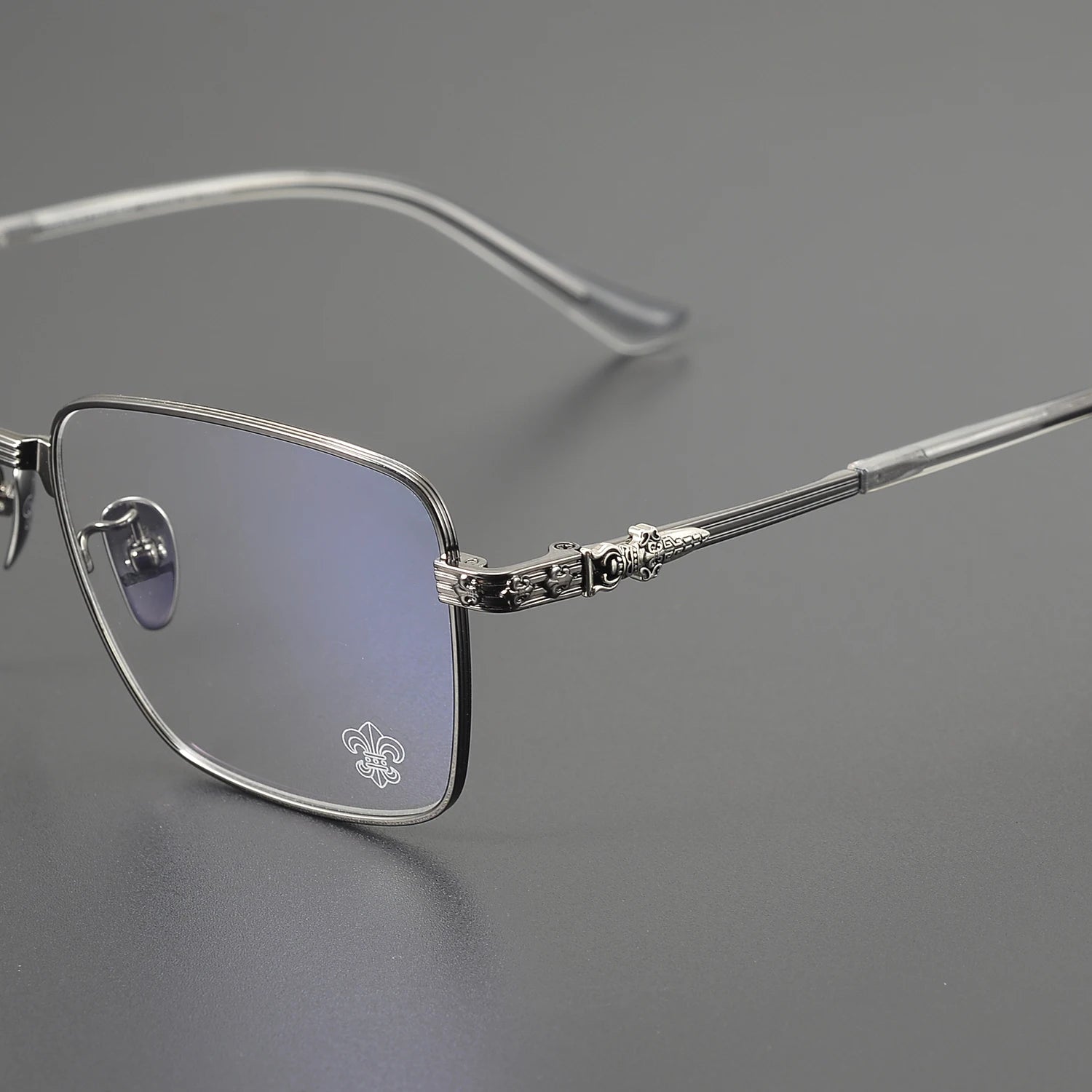 Ultra-Light Titanium Luxury Eyeglasses