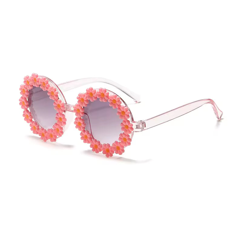 Cute Kids’ Flower Sunglasses – White & Yellow Round Beach Glasses for Girls🌸