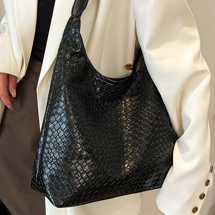 Embossed Pu Leather Big Capacity Women Tote Handbags with Hasps