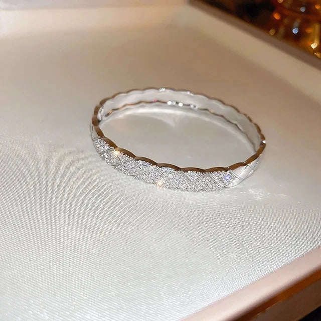 Elegant Zircon Copper Flower Bracelets for Women