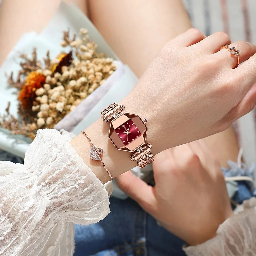 POEDAGAR Women's Quartz Watch