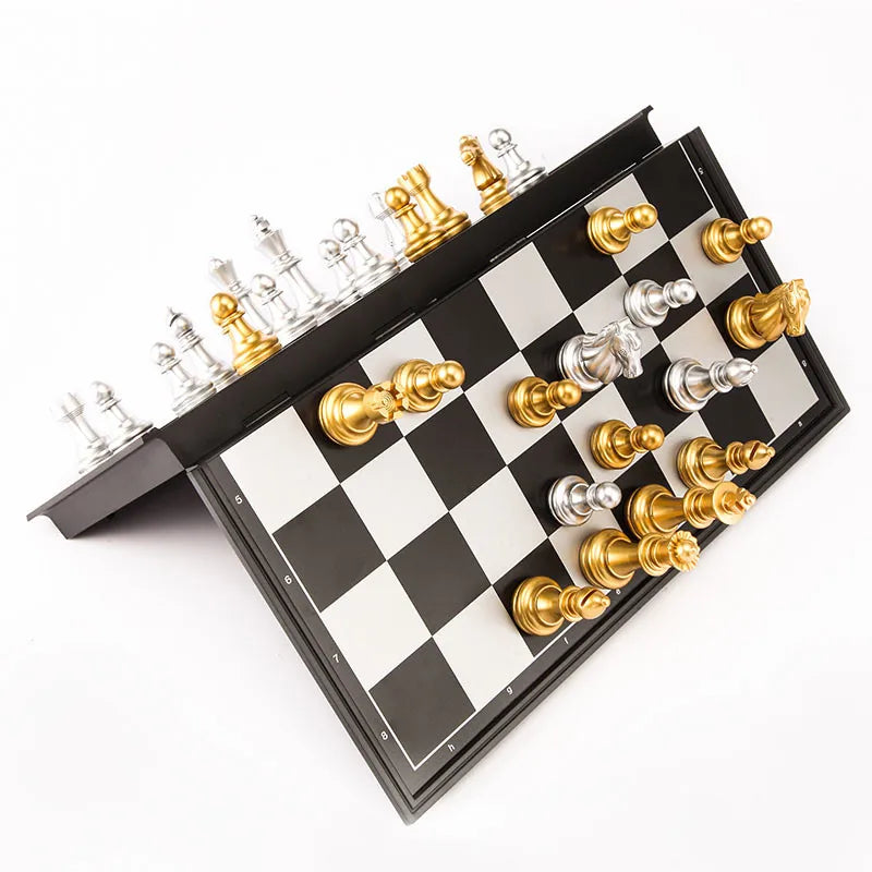 Waterproof 32 Gold Silver Chess Pieces Plastic Chess Board Magnetic