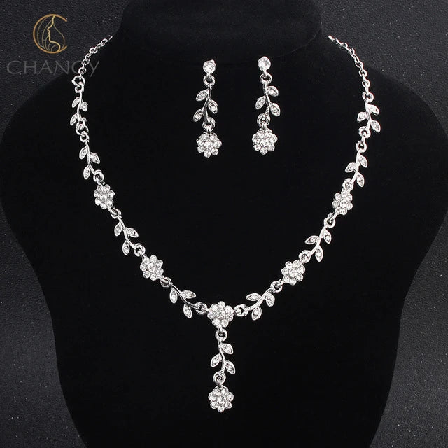 Luxury Alloy Flower Bridal Necklace & Earrings Set