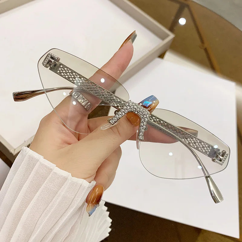 Luxury Cat Eye Sunglasses for Women - UV400 Protection