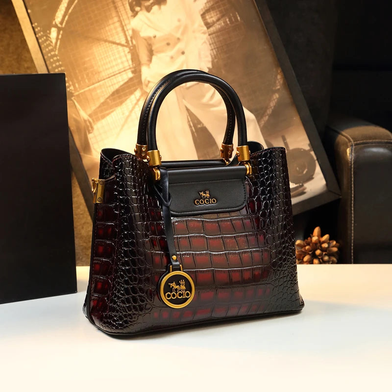 Elegant Large Capacity Crossbody Bag for Stylish Moms