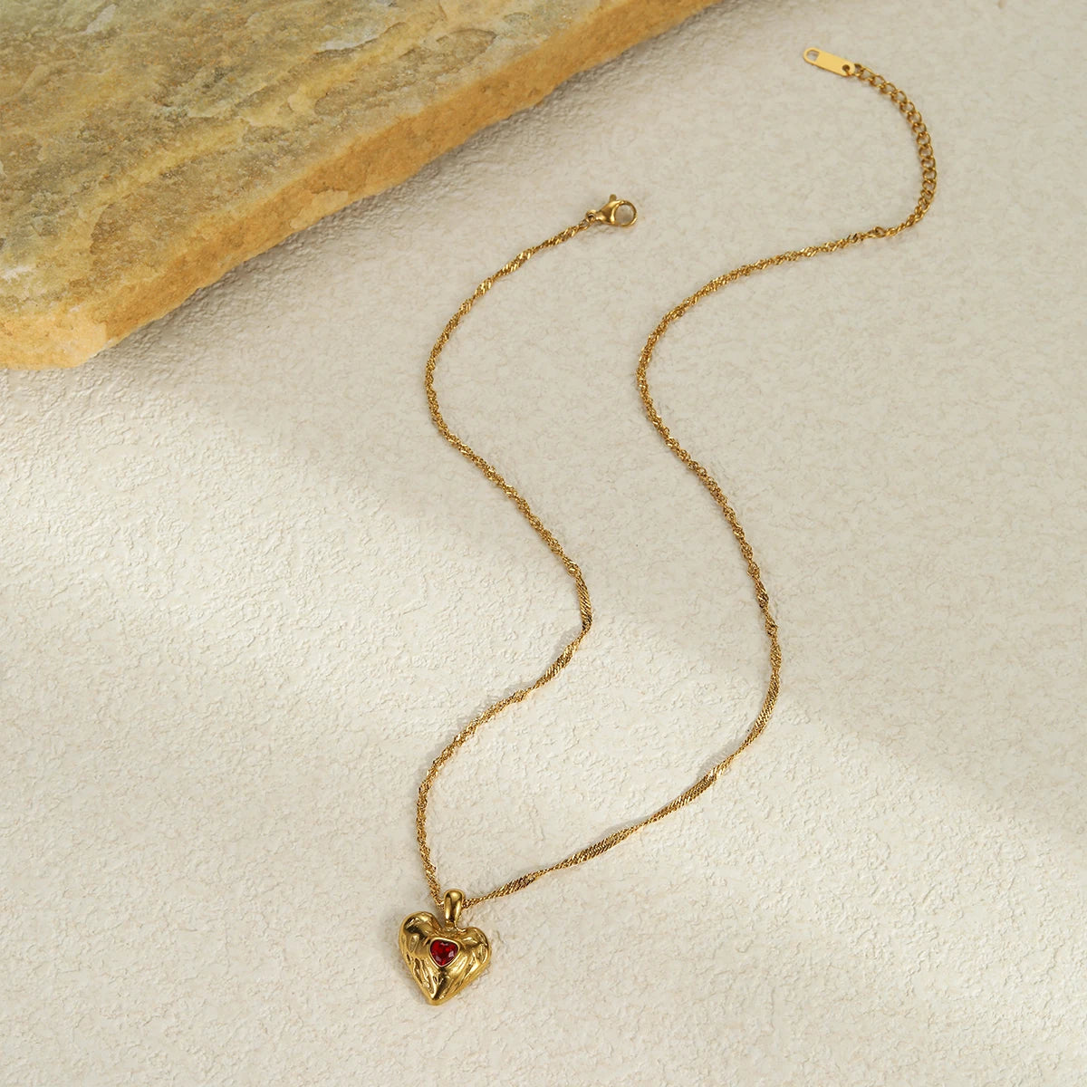KITI Romantic 18K Gold Heart Necklace with Zirconia