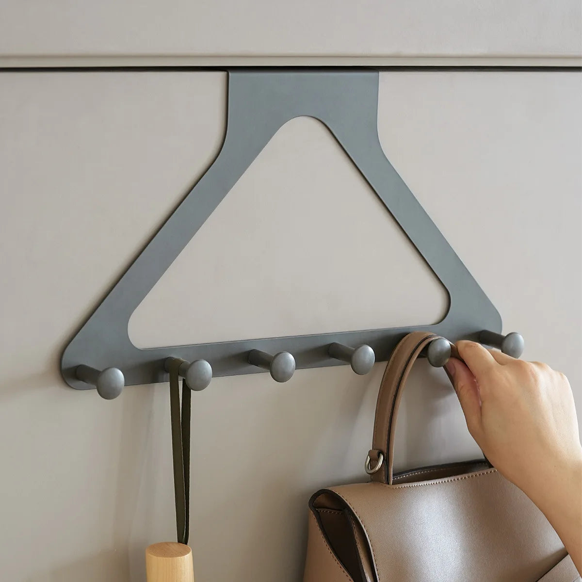 Foldable 6-Hook Non-Drilling Bathroom Rack