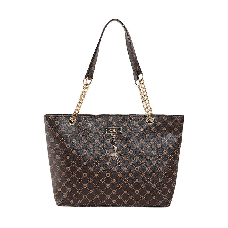 Large Capacity New Women's Bag Fashionable Commuting Chain