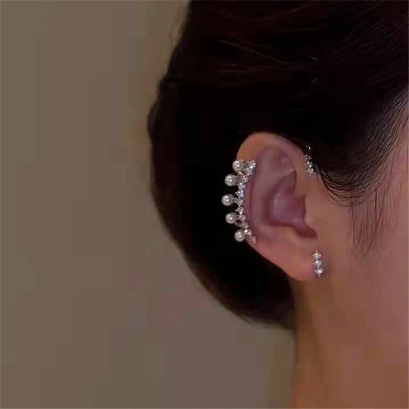 Elegant Zircon Pearl Ear Cuff