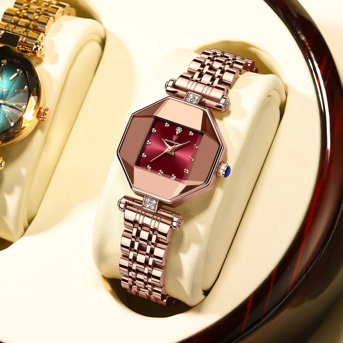 POEDAGAR Women's Quartz Watch
