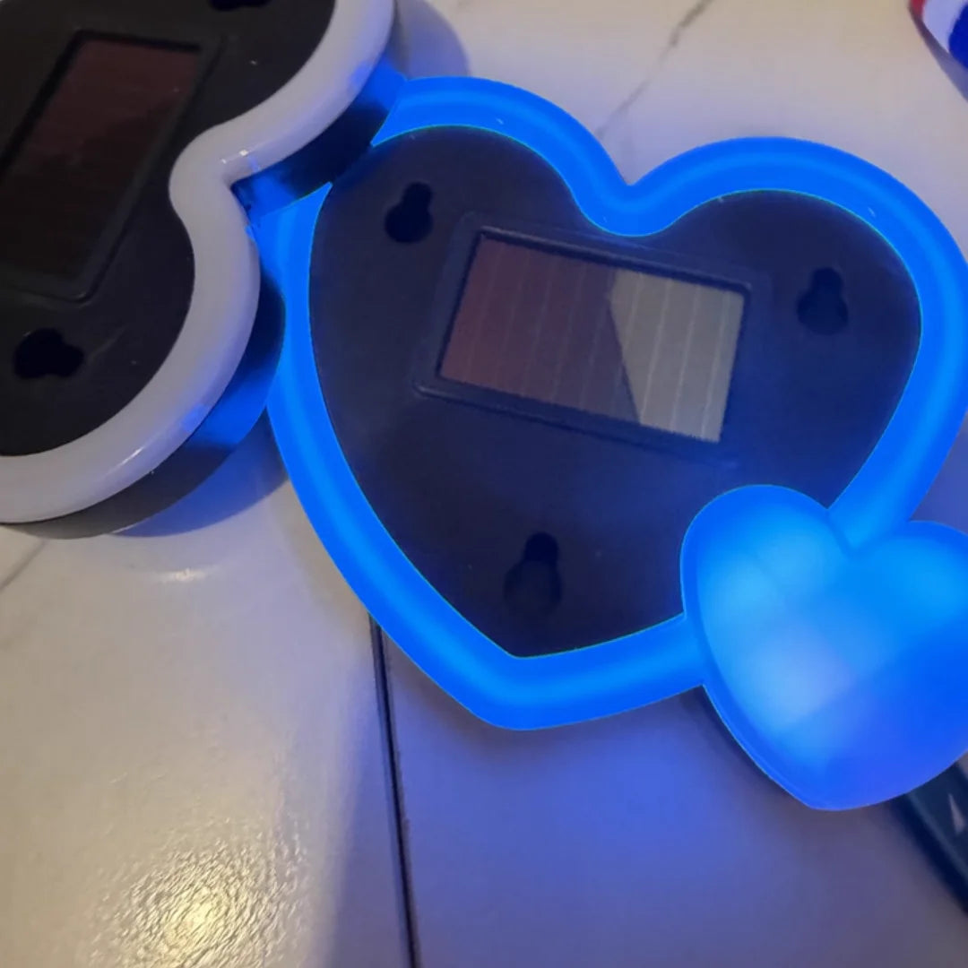 P5 Universal Decorative Light Heart - Shaped Car Safety Adjustable