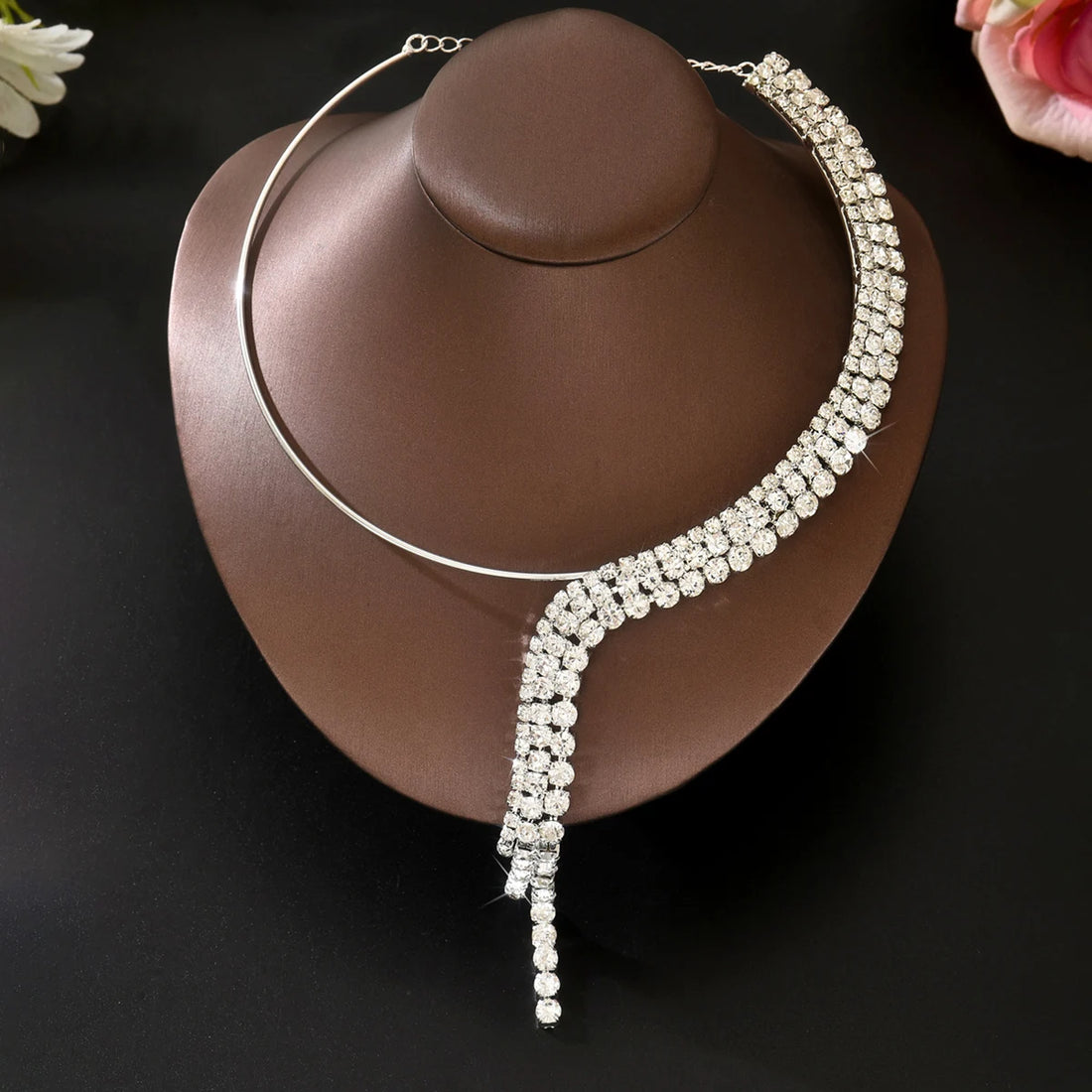 Elegant European Long Necklaces for Banquets & Parties