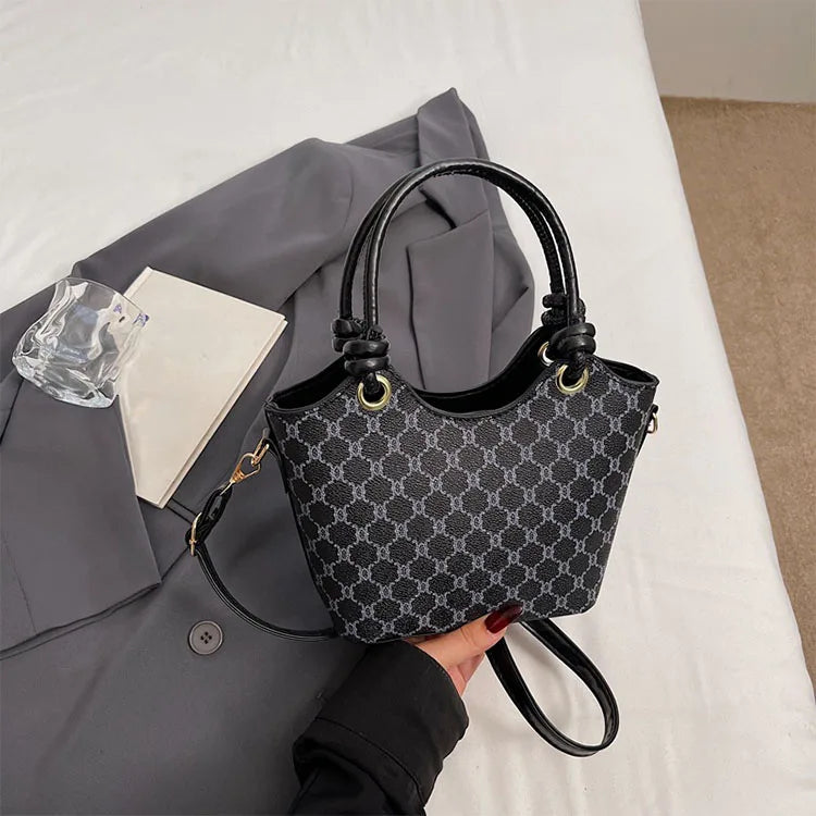 Elegant Shoulder Bags for Women Leather Messenger Bag
