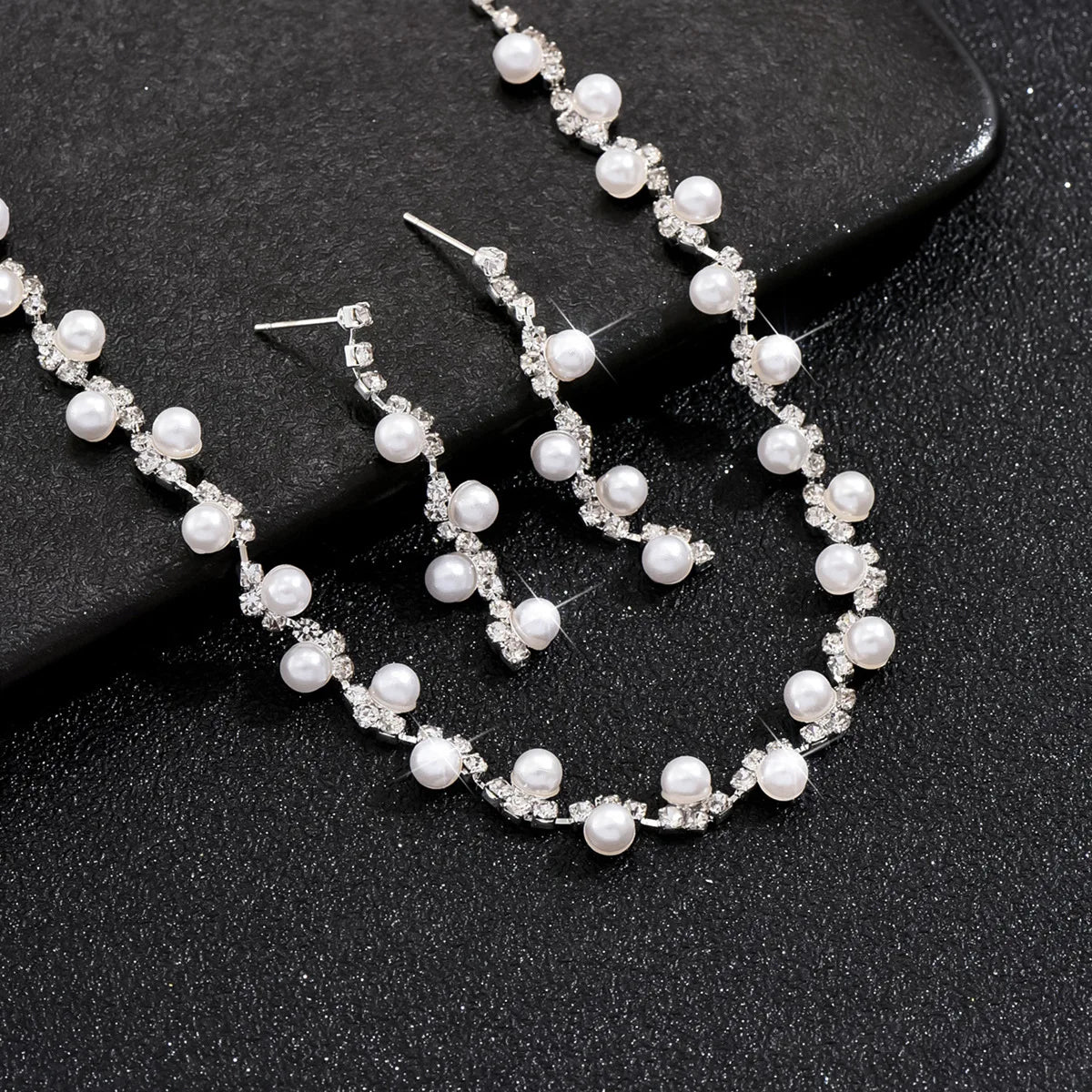 Luxurious Crystal Bridal Jewelry Set