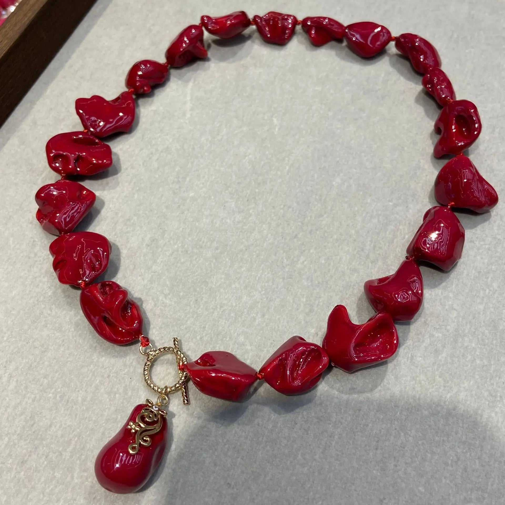 Handmade Vintage Pearl Necklace – High Quality, Unisex