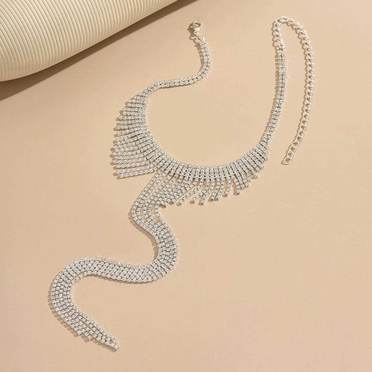 Elegant Women's Long Chain Necklace for Any Occasion
