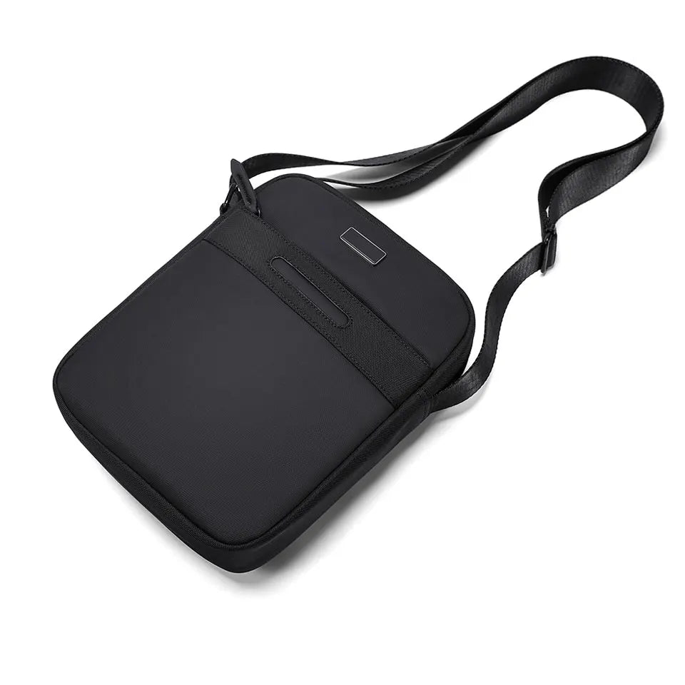 Waterproof 2.5L Men's Sling Bag