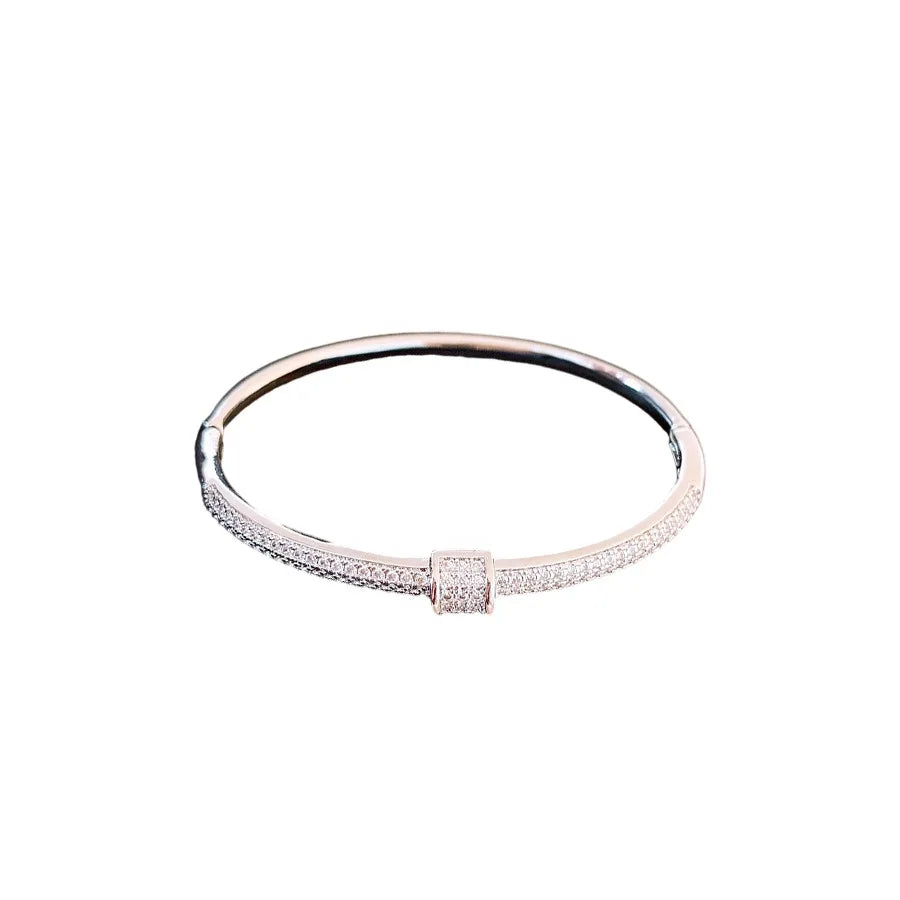 Elegant Gold-Plated Copper Buckle Bangle for Women