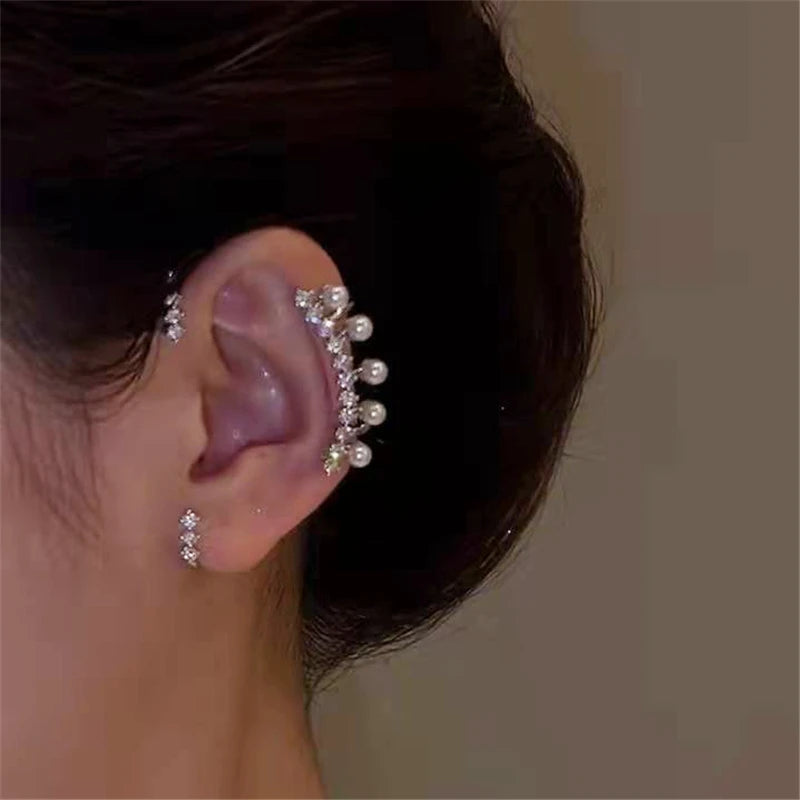 Elegant Zircon Pearl Ear Cuff