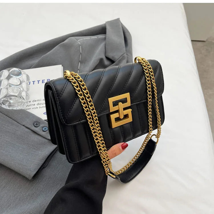 Trendy Designer PU Leather Chain Purse