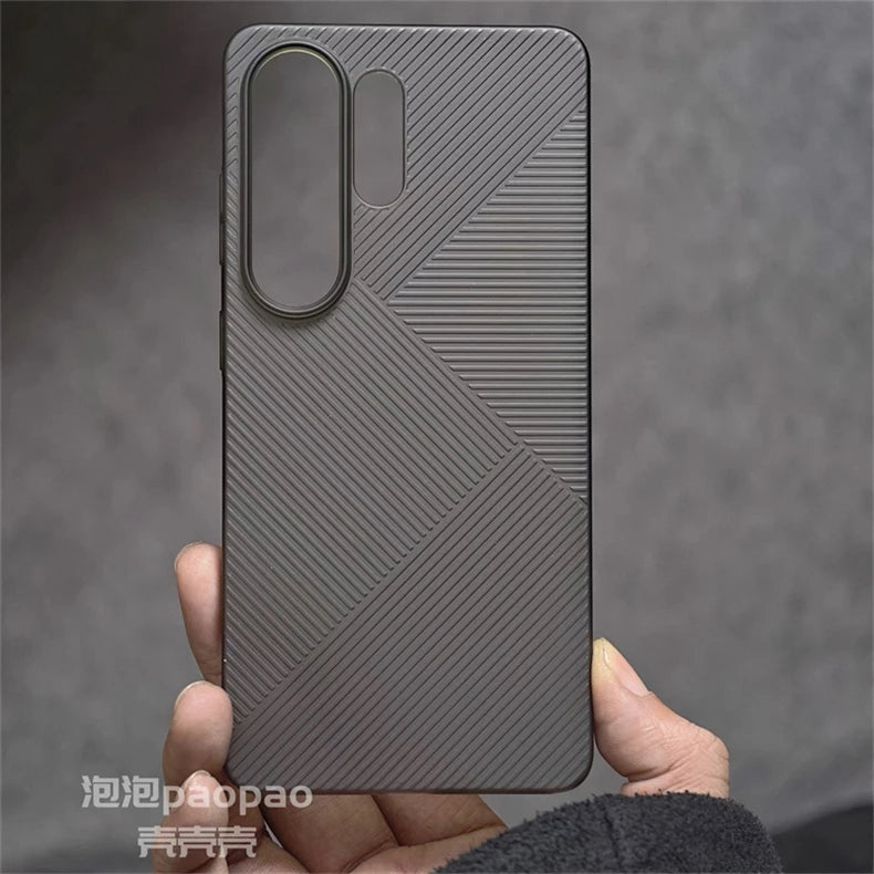 GeoStripe Matte Case – Slim Clear Geometric Cover for Samsung S26 Ultra