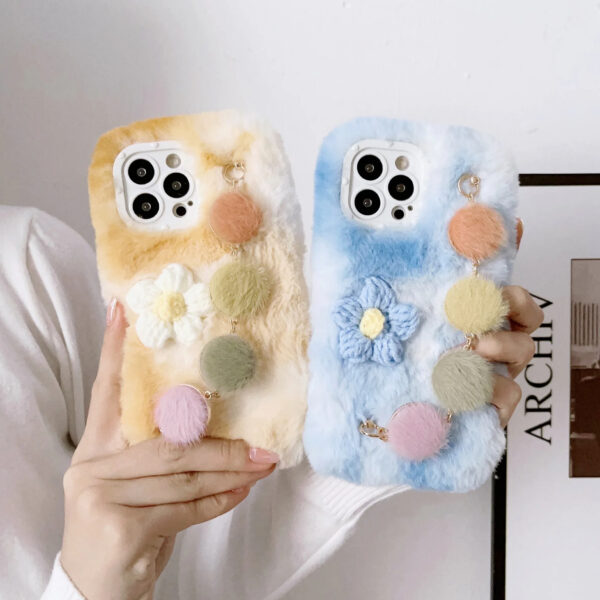 Ins Design Winter Fluffy Knit Flower Cute Plush Case With Bracelet For iPhone 15 Pro Max Plus 13 14 Pro 12 11Pro Back Cover