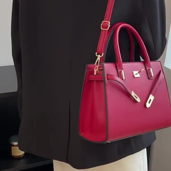Advanced Women's Luxury Bags 2025 New Large Capacity Women's Shoulder Bags Fashion Red Bags Women Handbags Ladies