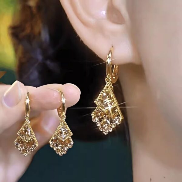Goddess Delicate Fashion Ear Buckle Temperament with Gold French Earrings Diamond Sparkle Earrings
