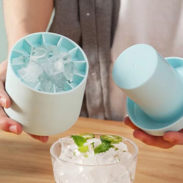 Hot Sale Silicone Ice Lattice With Lid Diy Home Ice Cream Cone Tools for Ice Box