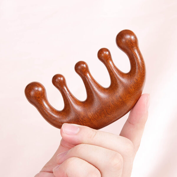 Natural Golden Sandalwood Wide Tooth Comb Anti-Static Meridian Head Massage Sandalwood Comb for Home Use