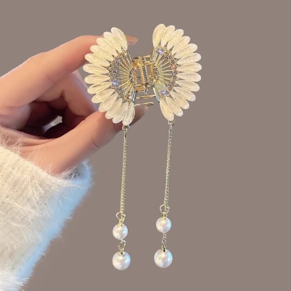 Pearl butterfly Tassel Grab Summer Metal Hair Clip for Women's Back of the Head Spoon Bundle Hair Clip Hair Accessories Headwear
