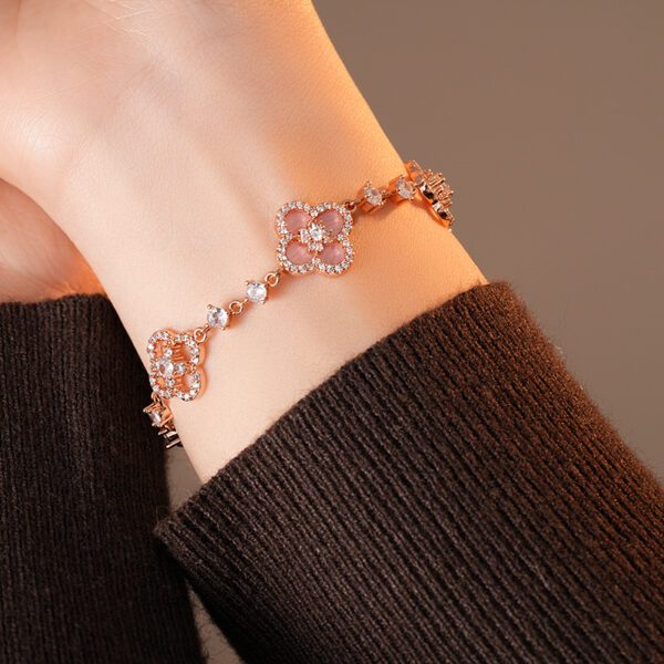 Pink Shell Pearl Clover Bracelet for Women