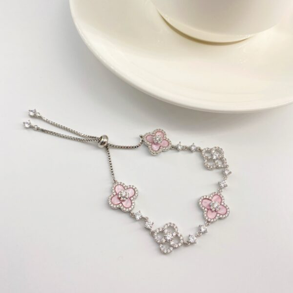 Pink Shell Pearl Clover Bracelet for Women