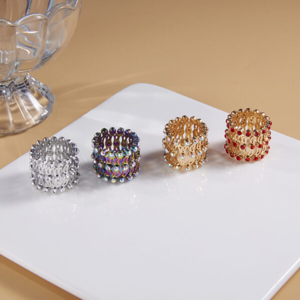 2 in 1 Magic Retractable Ring Bracelet Creative Stretchable Twist Folding Ring Crystal Rhinestone Bracelets Women Jewelry Gift