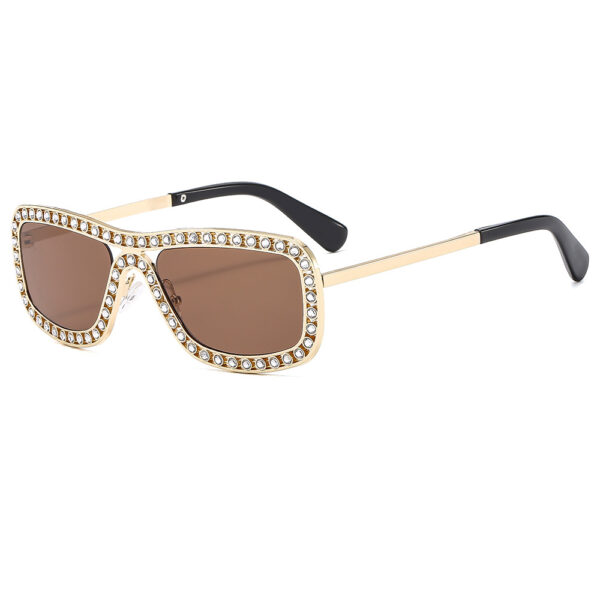 2024 Vintage Fashion Square Shiny Diamond Sunglasses Luxury Brand Designer Metal Punk Popular Shades for Women and Men