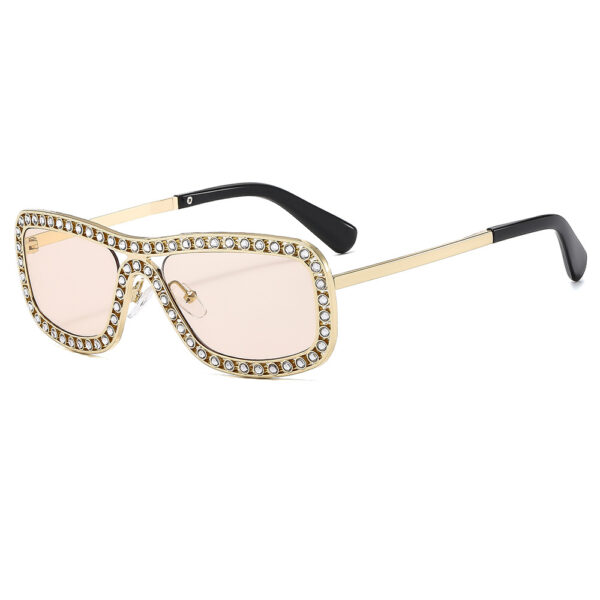 2024 Vintage Fashion Square Shiny Diamond Sunglasses Luxury Brand Designer Metal Punk Popular Shades for Women and Men