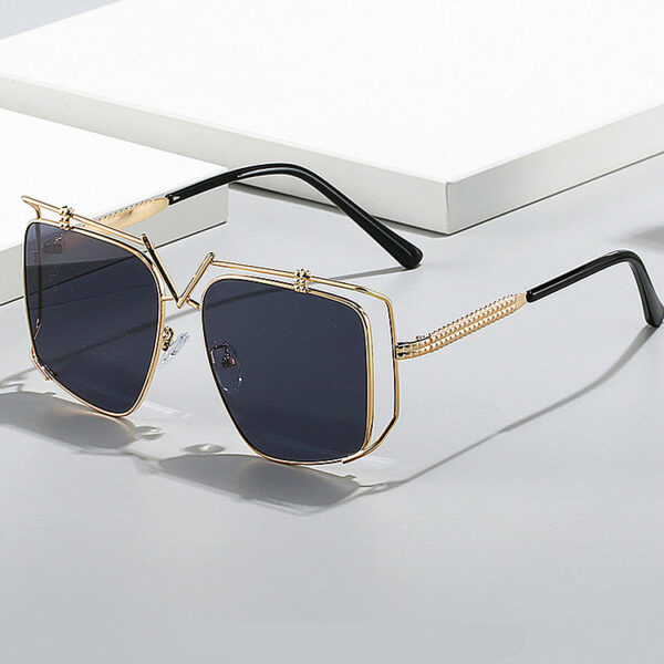 Custom Logo 2025 Fashion Luxury Metal Hollow Pilot Sun Glasses UV400 Alloy Big Frame Square Sunglasses for Men Women