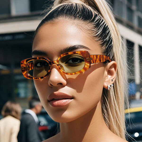 Custom Private Logo Shades Sun Glasses Wholesale Vintage Women Small Sunglasses Lady and Men 2025 High-Quality