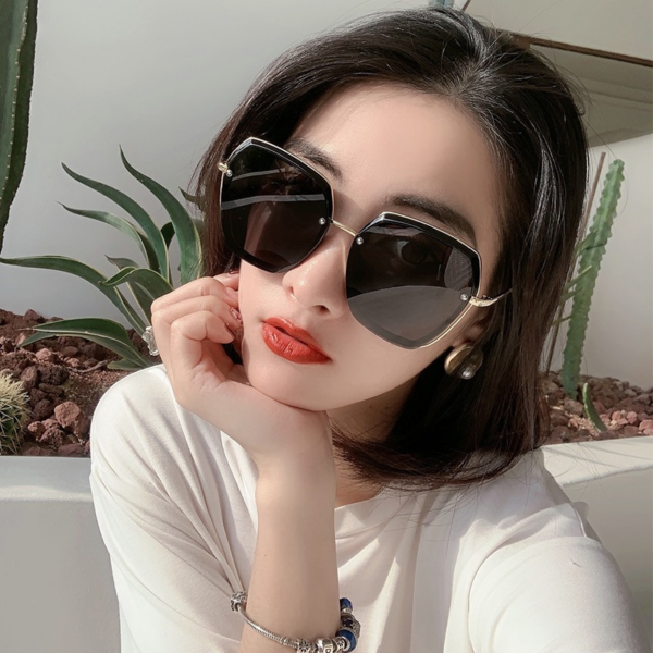 Customizable Oversized Fashion Sun Glasses for Women Brown Gold Metal UV400 Polarized Lenses Customizable Transparent Red Blue