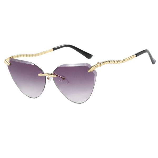 Fashion Luxury Women Glasses Uv400 Ins Large Frames Designer Sunglasses Custom Wholesale Modern Beach Accessories