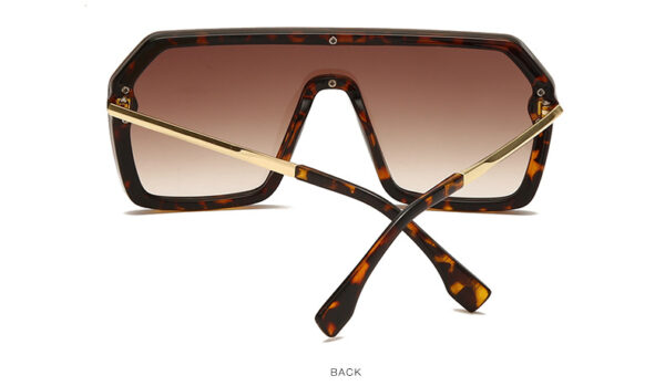 Hot Fashion Sunglasses square Frame Fashion Frame Outdoor Uv400 Men and Women the Same Outdoor Driving Glasses