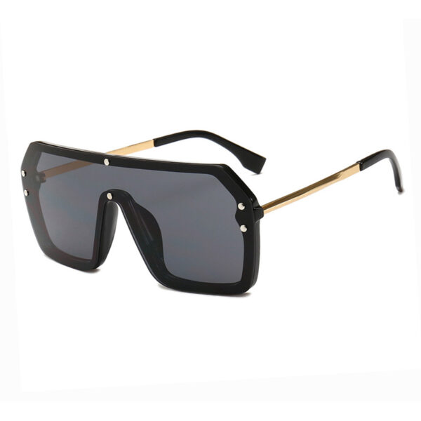 Hot Fashion Sunglasses square Frame Fashion Frame Outdoor Uv400 Men and Women the Same Outdoor Driving Glasses