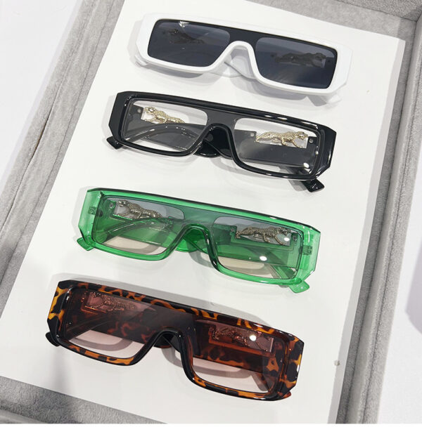 LBAshades 50224 New Fashion Small Square Plastic Frames Shades Luxury Trendy Glasses One Piece Sunglasses Women Men