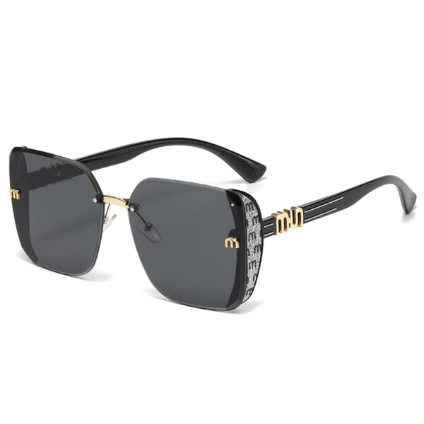 Luxury Designer Sunglasses for Unisex Oversized Frame UV400 Lenses Polarization Custom Logo Women's